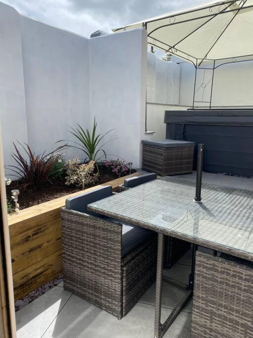 Flat Lode Nook Modern 2 Bed Home With Hot Tub Pool Екстериор снимка